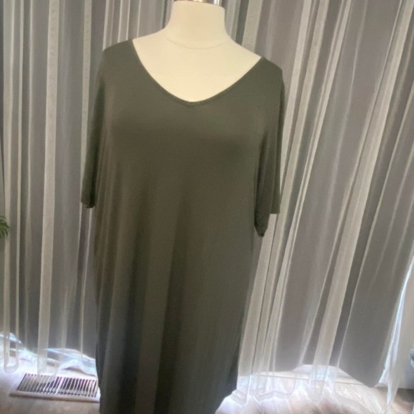 Torrid Olive Green Jersey V Neck T Shirt Dress size 4 - Picture 3 of 5